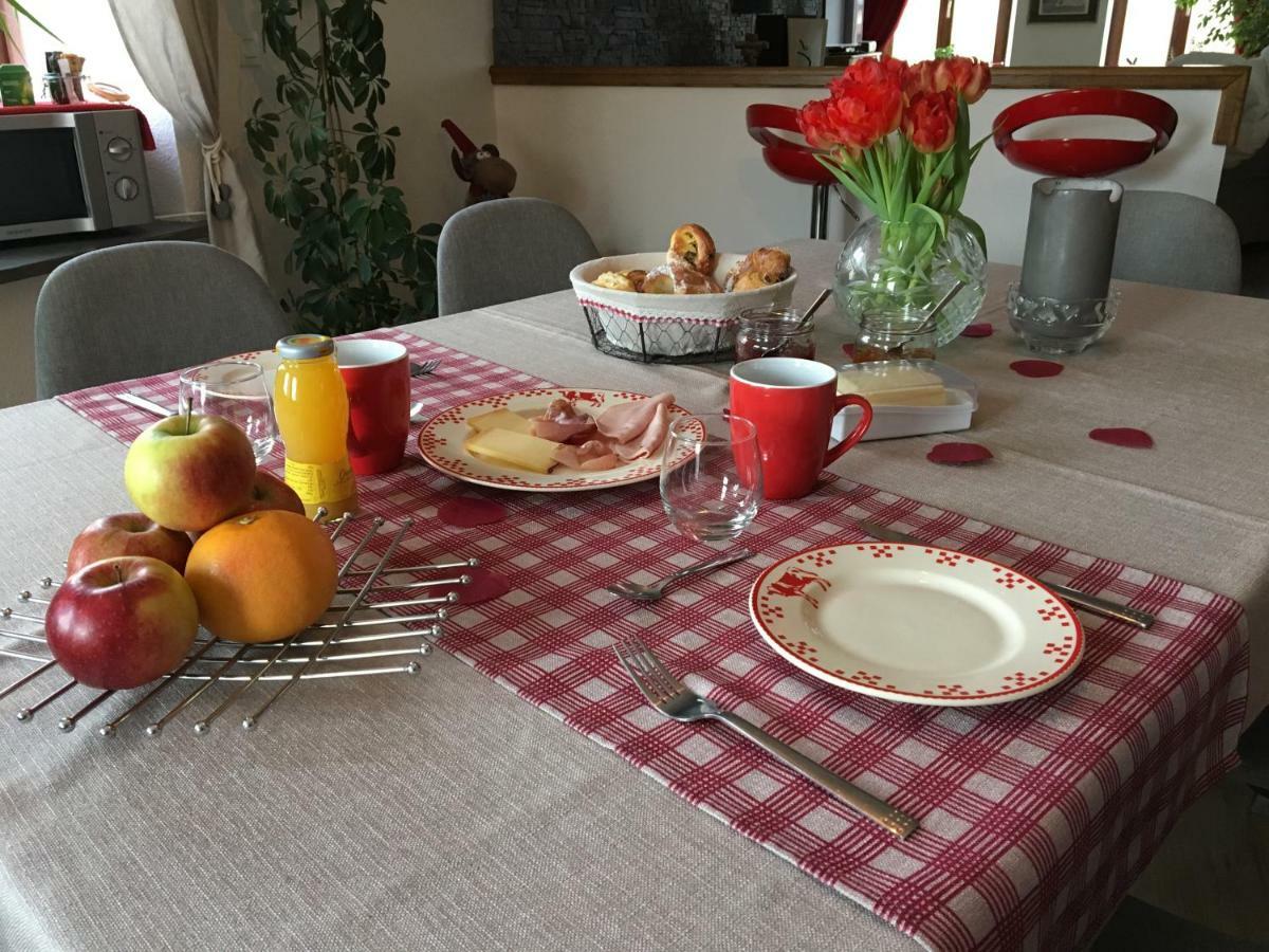 Les Appartements D'Estelle لا بيتيت-بيير المظهر الخارجي الصورة